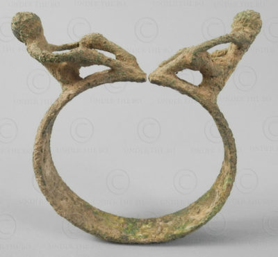 Ancient Ban Chiang bracelet T172. Ban Chiang area, Nong Han district, North-East