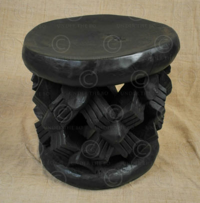 Bamileke stool N1A. Bamileke. Cameroon