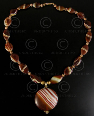 Necklace with red banded agates 594