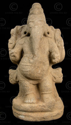 Chola Ganesh 08LN23. Statue of God Ganesh. Granite. Chola period, 11-12th centur