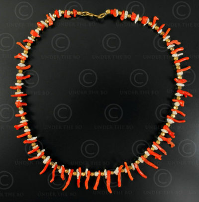 Necklace with red coral, pearls and gold 550