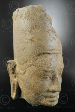 Early Khmer stone head KM92. Khmer style, Cambodia.