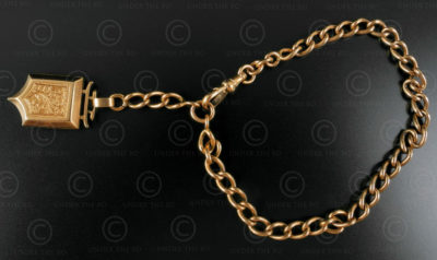 French gold chain bracelet B213. French work.