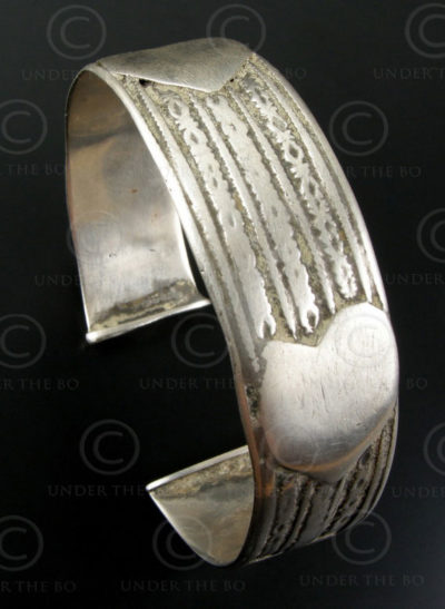 Indian silver bracelet B184.