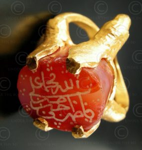 Islamic gold ring R228. François Villaret design.