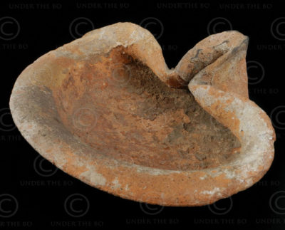 Levantine ceramic oil lamp FR7. Syria.