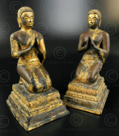 Paire serviteurs Bouddha T388. Ratanakosin (début de Bangkok), Thaïlande.