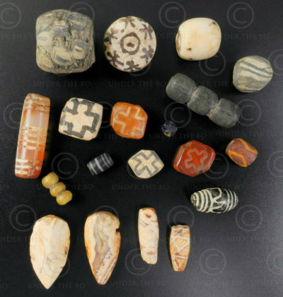 Perles variées antiques Asie BD158. Birmanie, Afghanistan et Vallée de l'Indus.