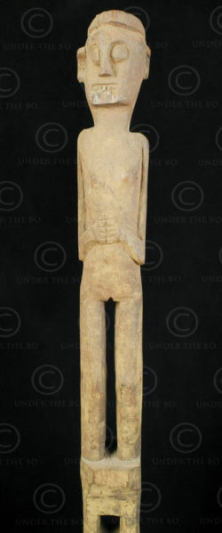 Statue Borneo protecteur champs BO185. Culture Iban, Sarawak/ouest Kalimantan, î
