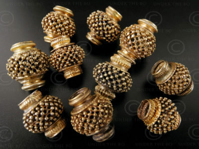 Tamil gold beads BD114B. Tamil Nadu, Southern India.