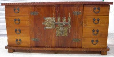 Colonial sideboard FV8 Jackwood, antique Indian iron lock.