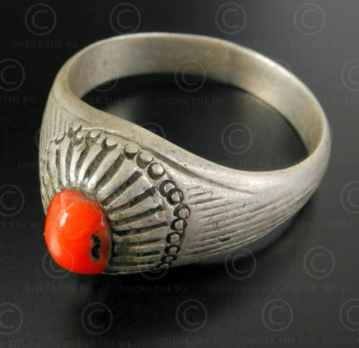 Red coral and silver ring R282A. Central Asia culture.