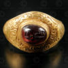 Islamic gold ring R218. Persia (Iran) or Afghanistan.