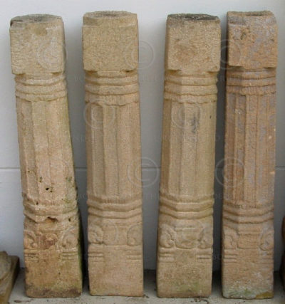 Indian columns i2 Four granite columns, South India, 17-18th cent