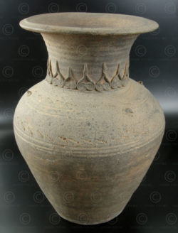 Sukhothai stoneware jar T359. Suphan Buri, North-central Thailand (old Siam).