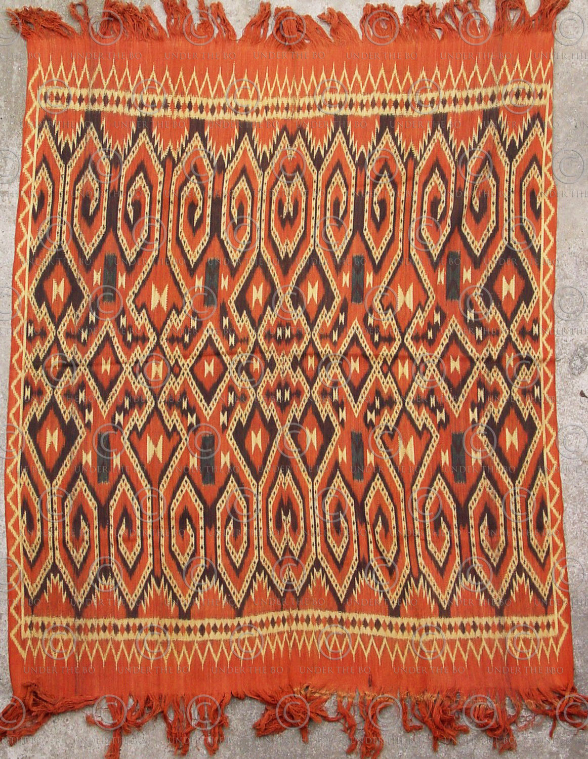 Toraja ikat blanket ID28E. Toraja culture, Central Sulawesi island