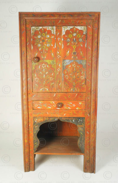 Small Punjab Decorative cupboard FC58. Chiniot area, Punjab, Pakistan.