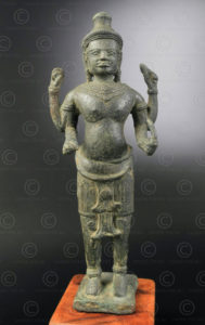 Khmer bronze Vishnu KM93. Khmer Empire, Cambodia.