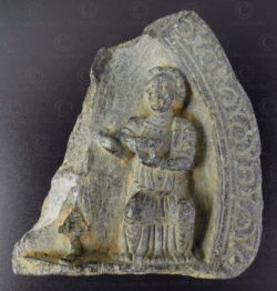 Kushan palette fragment PK212. Ancient Buddhist kingdom of Gandhara (Pakistan).