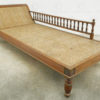 Colonial couch C13-00