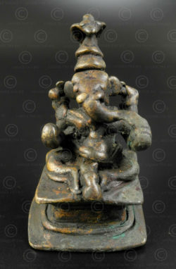 Bronze Ganesh 16P62. Maharashtra state, Southern India.