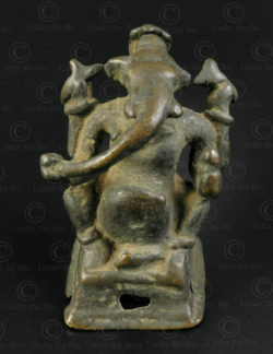 Ganesh bronze 16P52C. État du Maharashtra ou du Karnataka, Inde du sud.