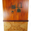 Cabinet en bois de jaquier et loupe de peuplier FV151. Manufacturé à l'atelier Under the Bo. Hauteur: 180 cm x 74 x 50 cm.