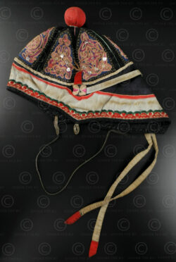 Chinese embroidered child's hat C4. Southern China.