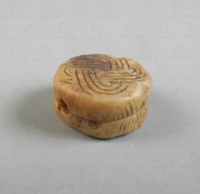 Engraved marble bead 22SH1B. Possibly Nuristan, Eastern Afghanistan. First millennium BC.