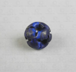 Perle perforée en lapis lazuli 22SH14. Civilisation de l'Oxus, Asie centrale. Deuxième ou premier millénaire av. J-C.
