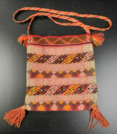 Turkmen shoulder bag KO85A. Turkmen culture, Uzbekistan/Afghanistan. Late 20th century.