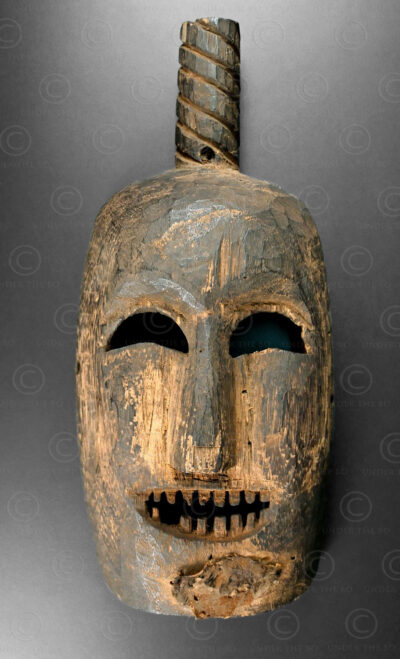 Lantien Yao mask YA187A. Lantien Yao minority. Northern Laos or Southern China.