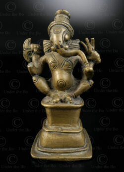 Bronze Ganesh 16P7G. Maharashtra state, Southern India.