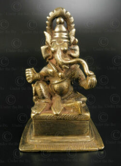 Bronze Ganesh 16P7H. Maharashtra state, Southern India.
