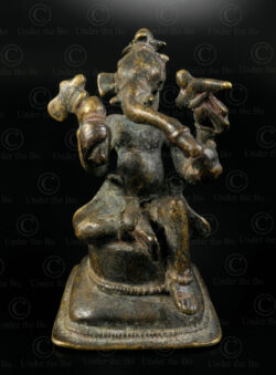 Bronze Ganesh 16P7J. Maharashtra state, Southern India.