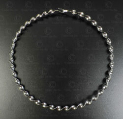 Torque viking 642. Fabriqué en Thaïlande par un artisan de Chiang Mai.